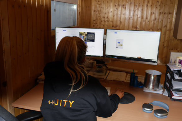 Oversized Heavy Hoodie (480gr)